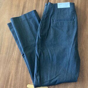 LOFT High Rise Kick Crop Curvy Fit Pants / Size 6
